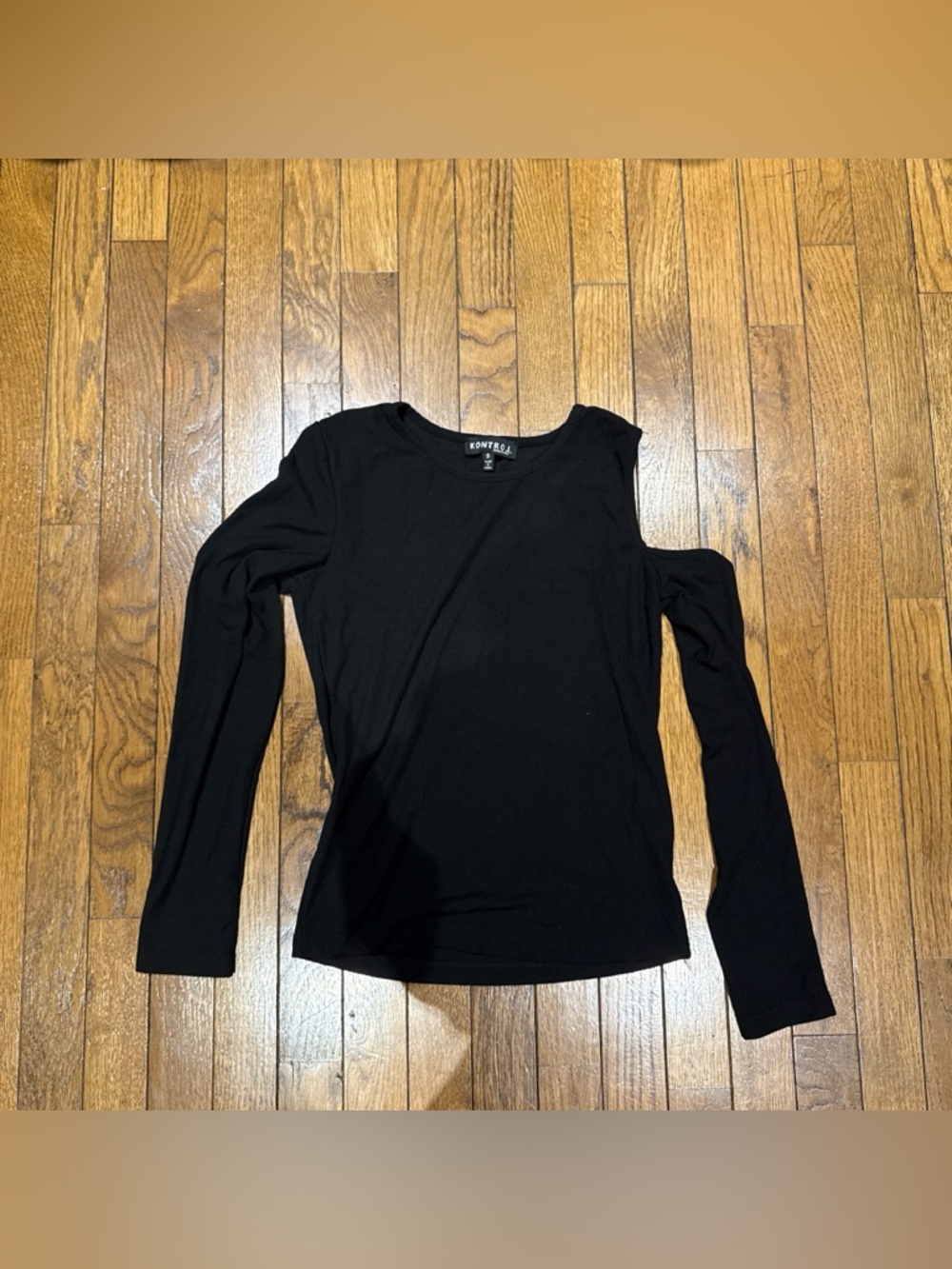 Black Cold-Shoulder Long Sleeve Top